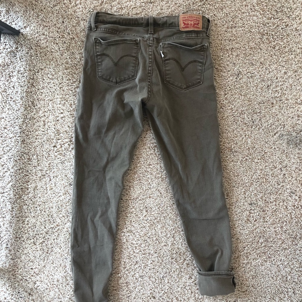 Levi’s 711 olive skinny jeans - Picture 2 of 6